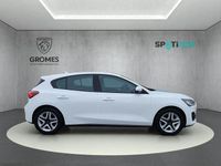 Gebraucht Ford Focus Cool & Connect 120 PS (88 kW) 2022 Weiß Limousine