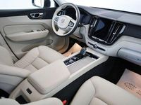 Gebraucht Volvo XC60 Core 197 PS (144 kW) 2023 Platinum grey / metallic SUV