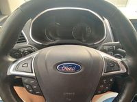 Gebraucht Ford Edge Titanium 210 PS (154 kW) 2016 Schwarz SUV