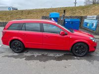 Gebraucht Opel Astra Edition 150 PS (110 kW) 2010 Rot Kombi