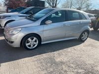 Second-hand Mercedes B200 2005 Argintiu Monovolum