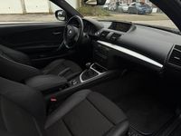 Gebraucht BMW 120 177 PS (130 kW) 2011 Schwarz Kleinwagen