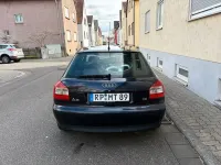 Gebraucht Audi A3 Ambiente 102 PS (75 kW) 2001 Blau Kleinwagen