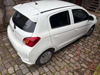 Gebraucht Mitsubishi Space Star Select 71 PS (52 kW) 2024 Weiß Limousine