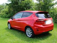 Gebraucht Ford Fiesta Titanium 86 PS (63 kW) 2018 Rot Kleinwagen