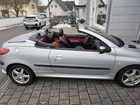 Gebraucht Peugeot 206 CC 109 PS (80 kW) 2002 Silber Cabrio