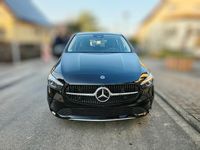 Gebraucht Mercedes B200 Advanced Plus 163 PS (119 kW) 2024 Schwarz Van / Kleinbus