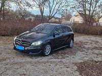 Gebraucht Mercedes B220 AMG line 184 PS (135 kW) 2018 Schwarz Van / Kleinbus