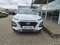 Gebraucht Hyundai Kona Premium 177 PS (130 kW) 2018 Chalk white / met SUV