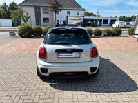 Gebraucht Mini Cooper 136 PS (100 kW) 2016 Silber Kleinwagen