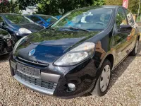 Używany Renault Clio II Expression 75 KM (55 kW) 2011 Czarny Sedan/Limuzyna