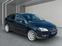 Second-hand Ford Focus Ghia 145 CP (106 kW) 2007 Negru Hatchback