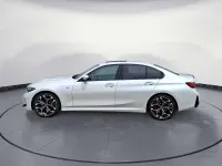 Gebraucht BMW 330 245 PS (180 kW) 2025 Mineralweiß metallic Limousine