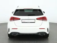 Gebraucht Mercedes A200 AMG line 163 PS (119 kW) 2019 Weiß Limousine
