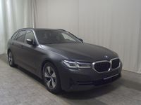 Gebraucht BMW 520 Performance 190 PS (139 kW) 2022 Weiss Kombi