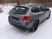 Gebraucht BMW X1 176 PS (129 kW) 2012 Blau SUV