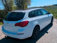 Gebraucht Opel Astra 115 PS (84 kW) 2015 Weiß Kleinwagen