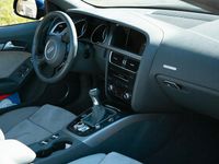 Gebraucht Audi Cabriolet Sport 177 PS (130 kW) 2013 Blau Cabrio