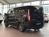 Gebraucht Ford Tourneo Titanium 185 PS (136 kW) 2019 Schwarz Van / Kleinbus