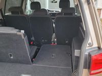 Second-hand VW Touran Sound 110 CP (80 kW) 2017 Bej Monovolum