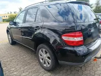 Gebraucht Mercedes ML280 190 PS (139 kW) 2006 Schwarz SUV