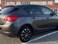 Gebraucht Opel Astra 140 PS (102 kW) 2011 Grau Limousine