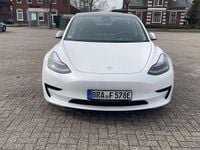 Gebraucht Tesla Model 3 Standard Range Plus 239 kW (325 PS) 2021 Weiß Limousine