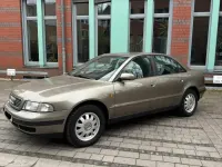 Gebraucht Audi A4 Basis 125 PS (91 kW) 1998 Gold Limousine
