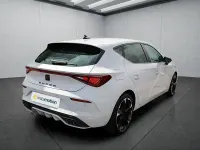 Gebraucht Cupra Leon 150 PS (110 kW) 2023 Weiß Kleinwagen