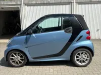 Gebraucht Smart ForTwo Cabrio 70 PS (51 kW) 2012 Blau Cabrio