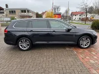 Gebraucht VW Passat Comfortline 150 PS (110 kW) 2018 Schwarz Kombi