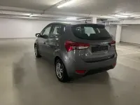 Gebraucht Hyundai ix20 90 PS (66 kW) 2013 Grau Kleinwagen