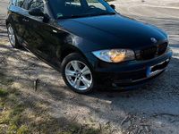 Gebraucht BMW 116 125 PS (91 kW) 2010 Schwarz Kleinwagen