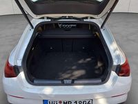 Gebraucht Mercedes CLA180 136 PS (100 kW) 2025 Polarweiß Limousine