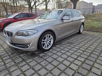Gebraucht BMW 525 218 PS (160 kW) 2012 Gold Kombi