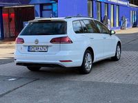 Gebraucht VW Golf VII 150 PS (110 kW) 2020 Weiß Kombi