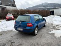 Gebraucht VW Golf IV 75 PS (55 kW) 2002 Blau Kleinwagen