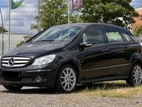 Gebraucht Mercedes B200 136 PS (100 kW) 2007 Kosmosschwarz  metalliclack Van / Kleinbus