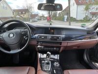 gebraucht BMW 520 d xDrive Touring A - scheckheftgepflegt - top