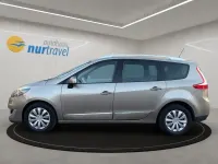 Gebraucht Renault Scénic III Luxe 140 PS (102 kW) 2013 Braun Van / Kleinbus