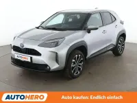 Gebraucht Toyota Yaris Cross Team 116 PS (85 kW) 2023 Silber SUV