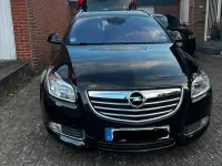 Gebraucht Opel Insignia 160 PS (117 kW) 2013 Schwarz Kombi