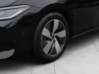 Gebraucht VW Passat Elegance 150 PS (110 kW) 2025 Schwarz Kombi