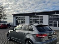 Gebraucht Audi A3 Design 150 PS (110 kW) 2019 Grau Limousine