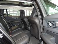 Gebraucht Volvo V60 Plus 197 PS (144 kW) 2023 Schwarz Kombi