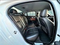 Gebraucht Jaguar XF 190 PS (139 kW) 2012 Weiß Limousine