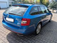 Usado Skoda Octavia RS 184 CV (135 kW) 2013 Azul Familiar
