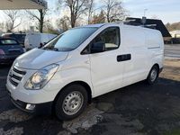 Gebraucht Hyundai H-1 116 PS (85 kW) 2017 Weiß Van / Kleinbus