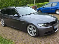 Second-hand BMW 325 M Sport 218 CP (160 kW) 2006 Gri Berlinǎ