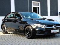 Gebraucht Mercedes A180 116 PS (85 kW) 2022 Schwarz Limousine